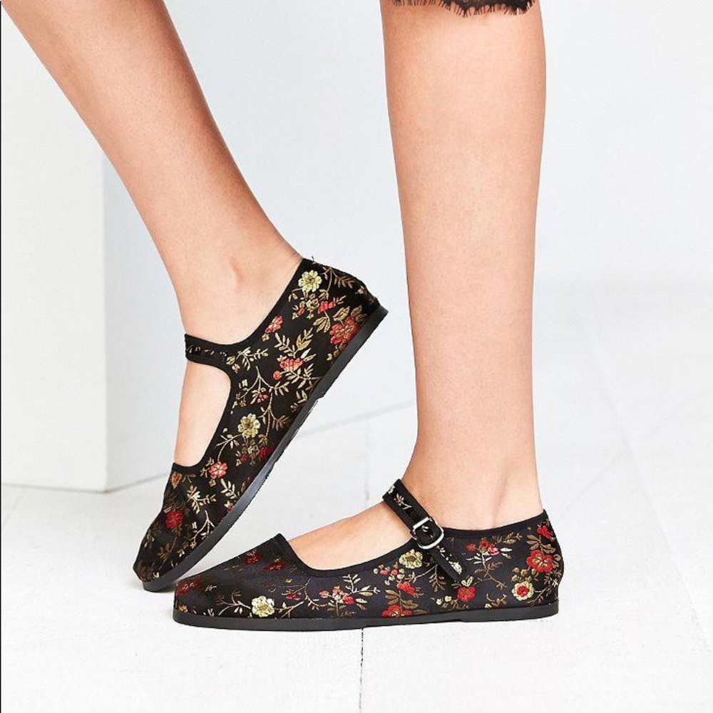 UO Satin Jaquard Mary Jane Flats